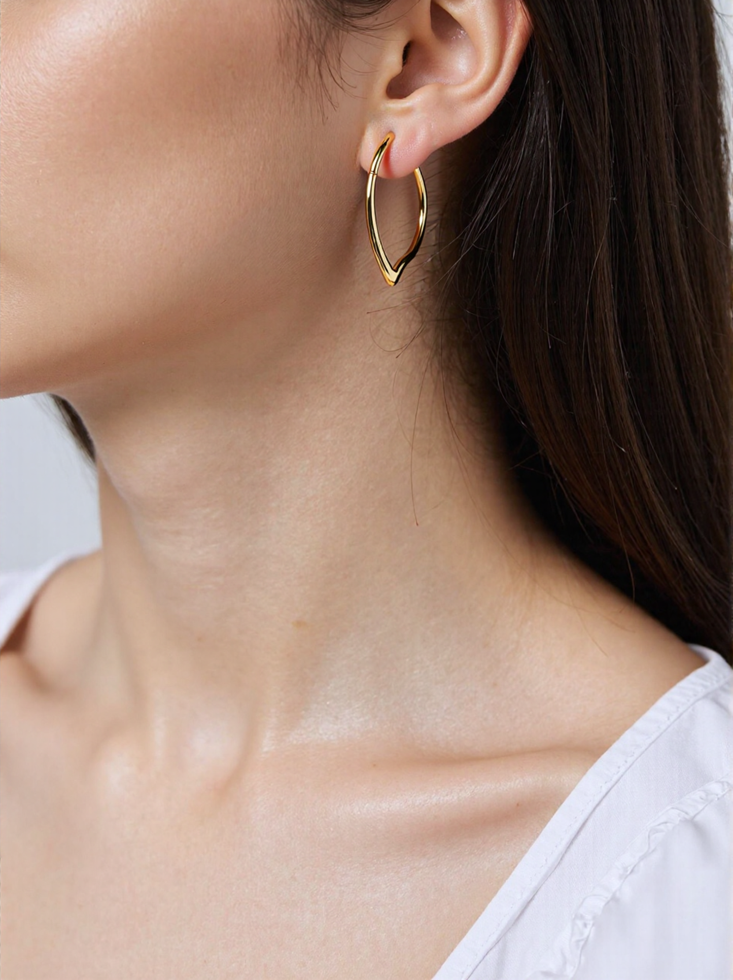 Gold-plated Irregular Heart-shaped Hoop Earrings